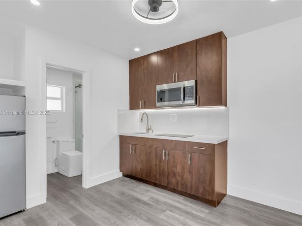 11824 SW 220th St, Miami FL 33170