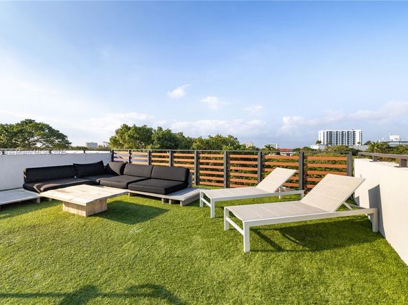 2955 Bird Ave, Miami FL 33133