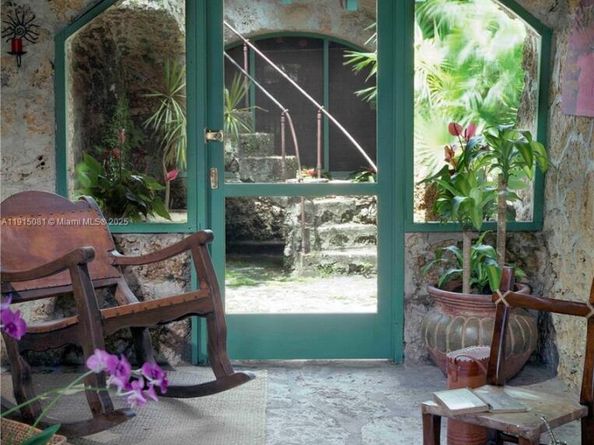 1301 Milan Ave Cottage # 4, Coral Gables FL 33134