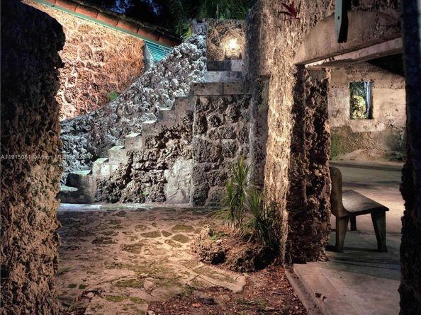 1301 Milan Ave Cottage # 4, Coral Gables FL 33134