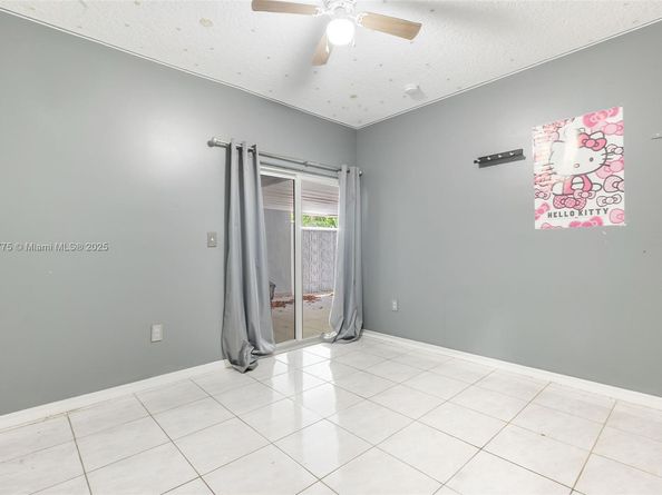 910 NW 133rd Ave, Miami FL 33182