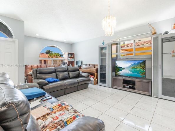 910 NW 133rd Ave, Miami FL 33182
