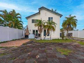 18662 NW 56th Ave, Miami Gardens FL 33055