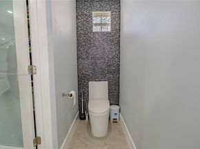 18662 NW 56th Ave, Miami Gardens FL 33055