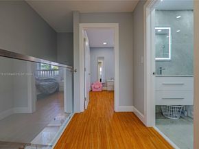 18662 NW 56th Ave, Miami Gardens FL 33055