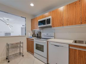 2401 S Ocean Dr 305, Hollywood FL 33019