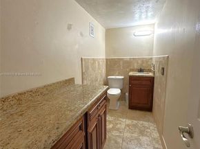 6707 Brookline Dr 6707, Hialeah FL 33015