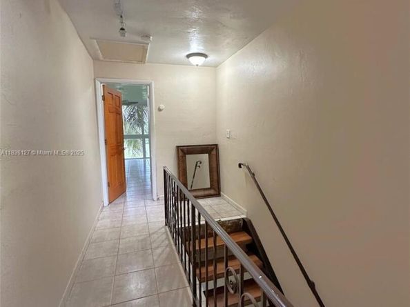 6707 Brookline Dr 6707, Hialeah FL 33015