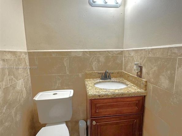 6707 Brookline Dr 6707, Hialeah FL 33015