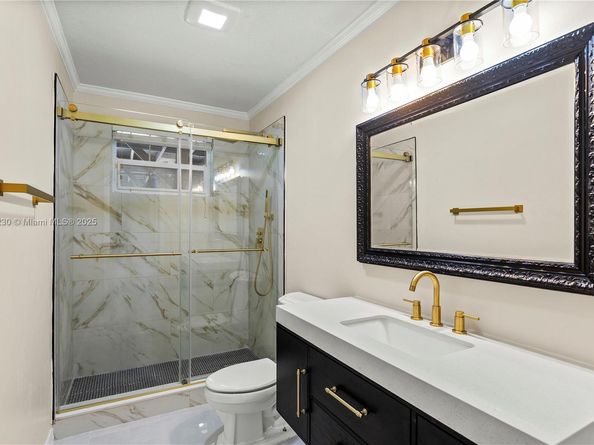 13791 SW 18th Ct, Davie FL 33325