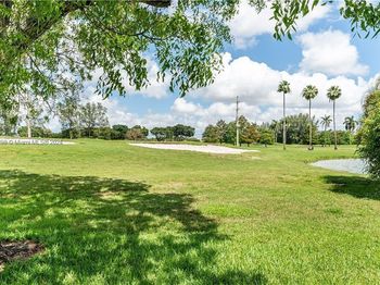 9520 S Hollybrook Lake Dr
