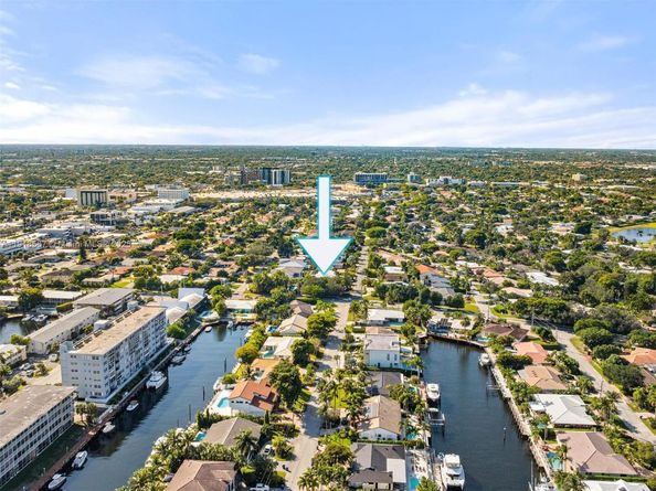 2764 NE 35th St, Fort Lauderdale FL 33306