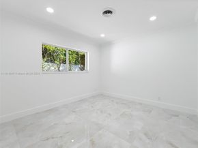 2764 NE 35th St, Fort Lauderdale FL 33306