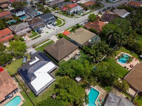 14762 SW 143rd Ter, Miami FL 33196