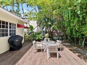 3325 Alton Rd, Miami Beach FL 33140