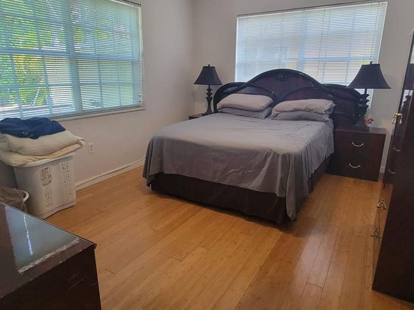 3325 Alton Rd, Miami Beach FL 33140