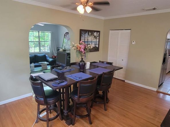 3325 Alton Rd, Miami Beach FL 33140
