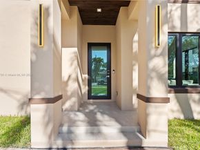 2523 Red Road, Coral Gables FL 33134