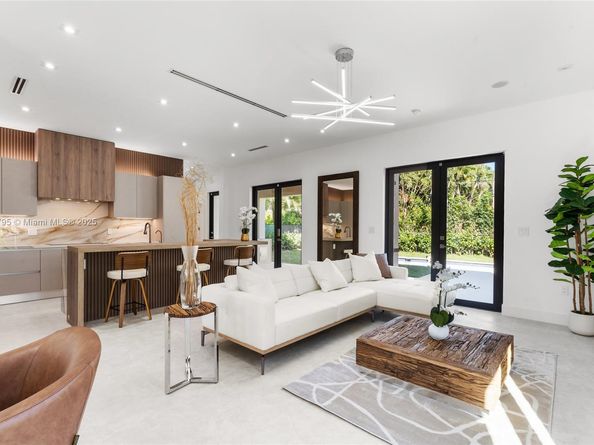 2523 Red Road, Coral Gables FL 33134