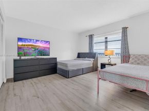 1021 Mockingbird Ln 310, Plantation FL 33324