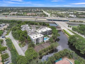 1021 Mockingbird Ln 310, Plantation FL 33324