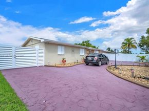 15321 SW 302nd St, Homestead FL 33033