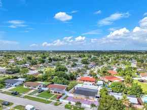 15321 SW 302nd St, Homestead FL 33033