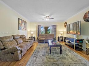 2412 Centergate Dr 103, Miramar FL 33025