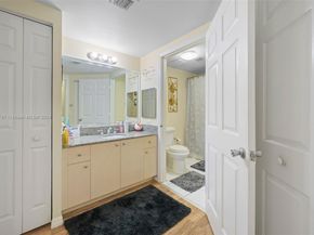 2412 Centergate Dr 103, Miramar FL 33025