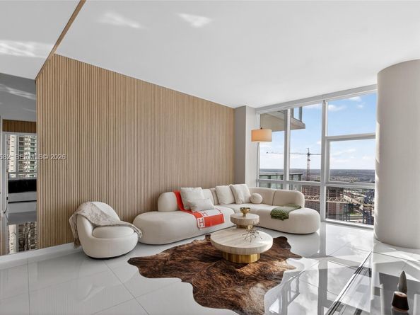 Undisclosed Address #A12053682, Miami FL 33132
