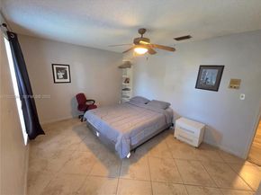 1327 NW 87th Ter, Coral Springs FL 33071