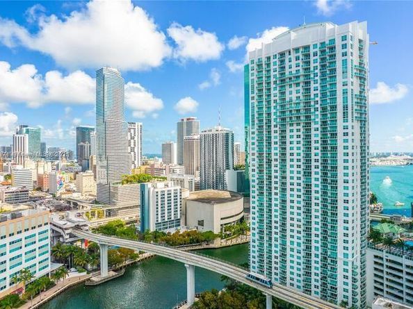 31 SE 5th St 4016, Miami FL 33131