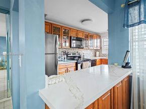 180 NE 12th Ave 14E, Hallandale Beach FL 33009