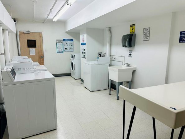 100 Lincoln Rd 1427, Miami Beach FL 33139