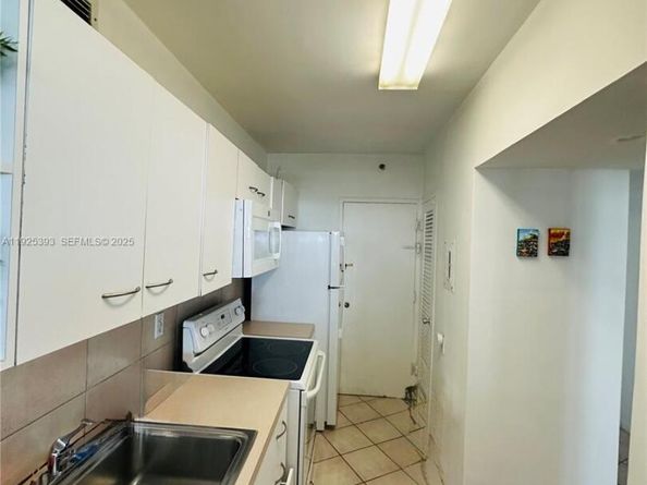 100 Lincoln Rd 1427, Miami Beach FL 33139