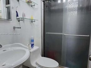 1301 NE Miami Gardens Dr 824W, Miami FL 33179