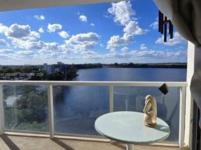 1301 NE Miami Gardens Dr 824W, Miami FL 33179