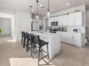 2121 S Appleton Cir S, Oakland Park FL 33309