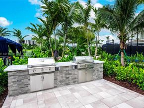 2121 S Appleton Cir S, Oakland Park FL 33309