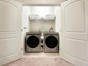 2121 S Appleton Cir S, Oakland Park FL 33309