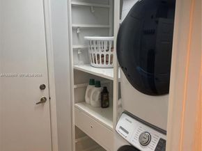 1552 NW 135th Ave, Pembroke Pines FL 33028