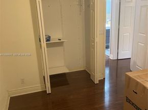 1552 NW 135th Ave, Pembroke Pines FL 33028