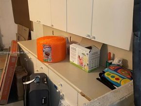 1552 NW 135th Ave, Pembroke Pines FL 33028