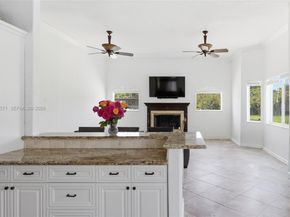 20401 SW 48th Pl, Southwest Ranches FL 33332