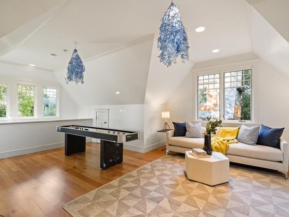 535 Kingsley Avenue, Palo Alto CA 94301