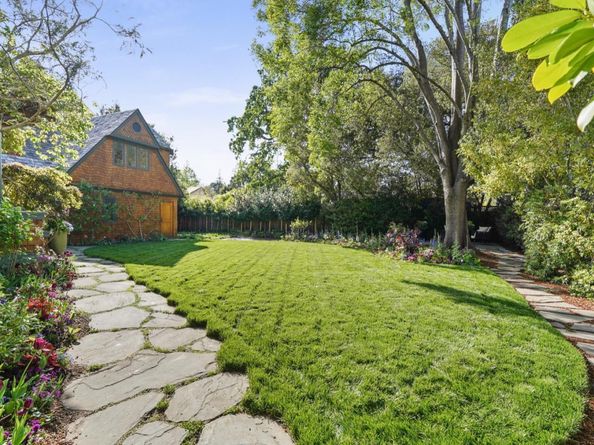 535 Kingsley Avenue, Palo Alto CA 94301