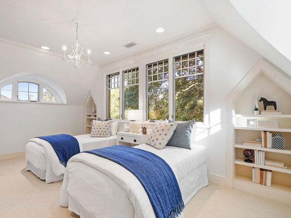 535 Kingsley Avenue, Palo Alto CA 94301