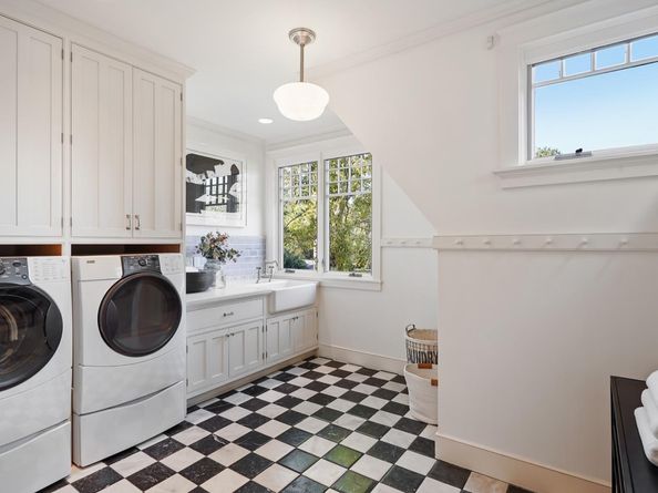535 Kingsley Avenue, Palo Alto CA 94301