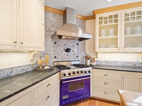535 Kingsley Avenue, Palo Alto CA 94301