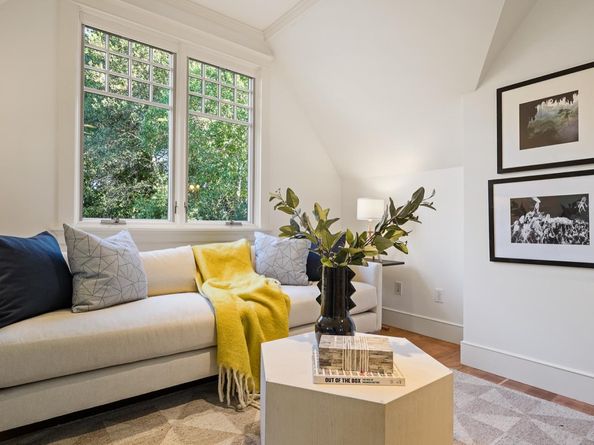 535 Kingsley Avenue, Palo Alto CA 94301